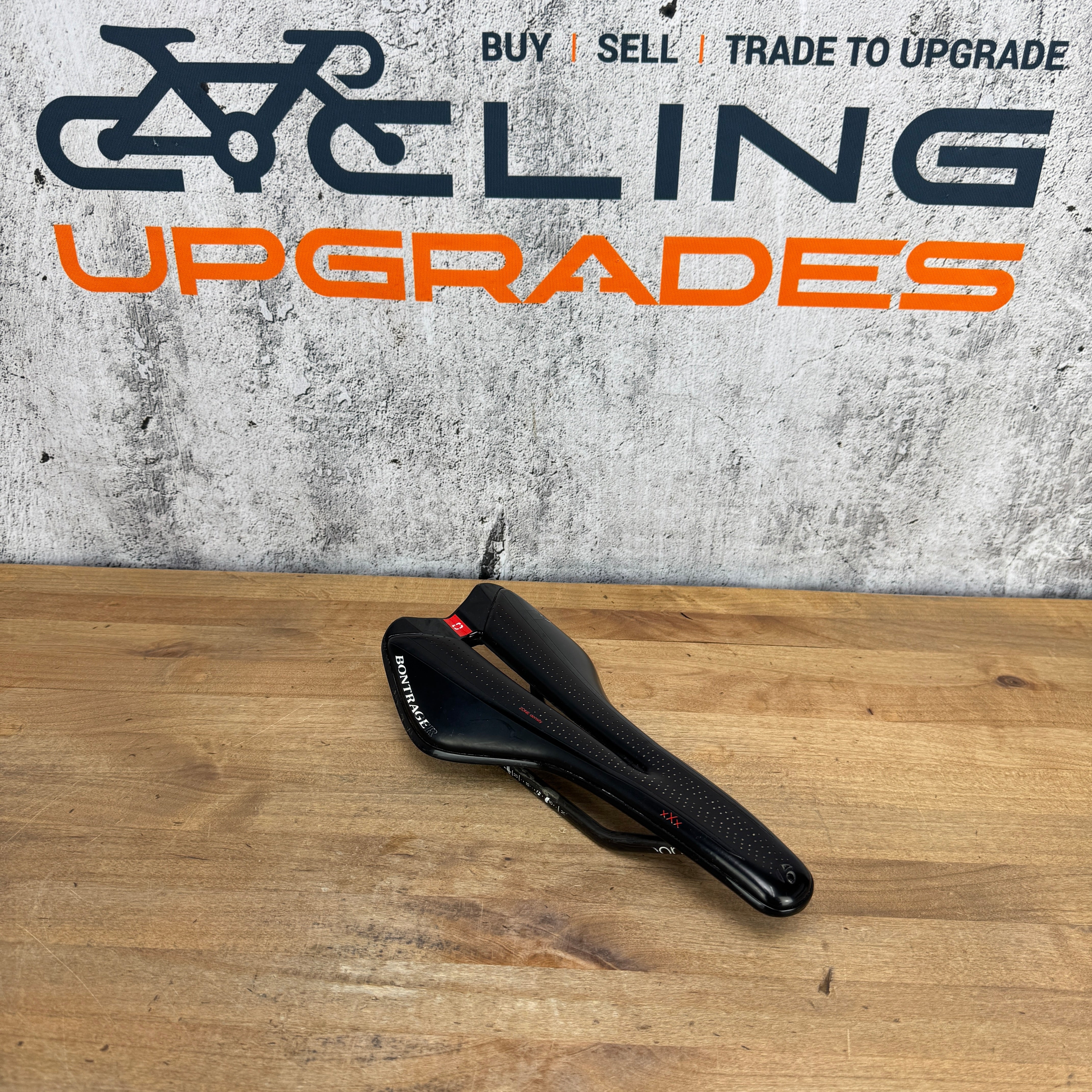 Bontrager Paradigm XXX 128mm 7x10mm Carbon Rails Bike Saddle 146g