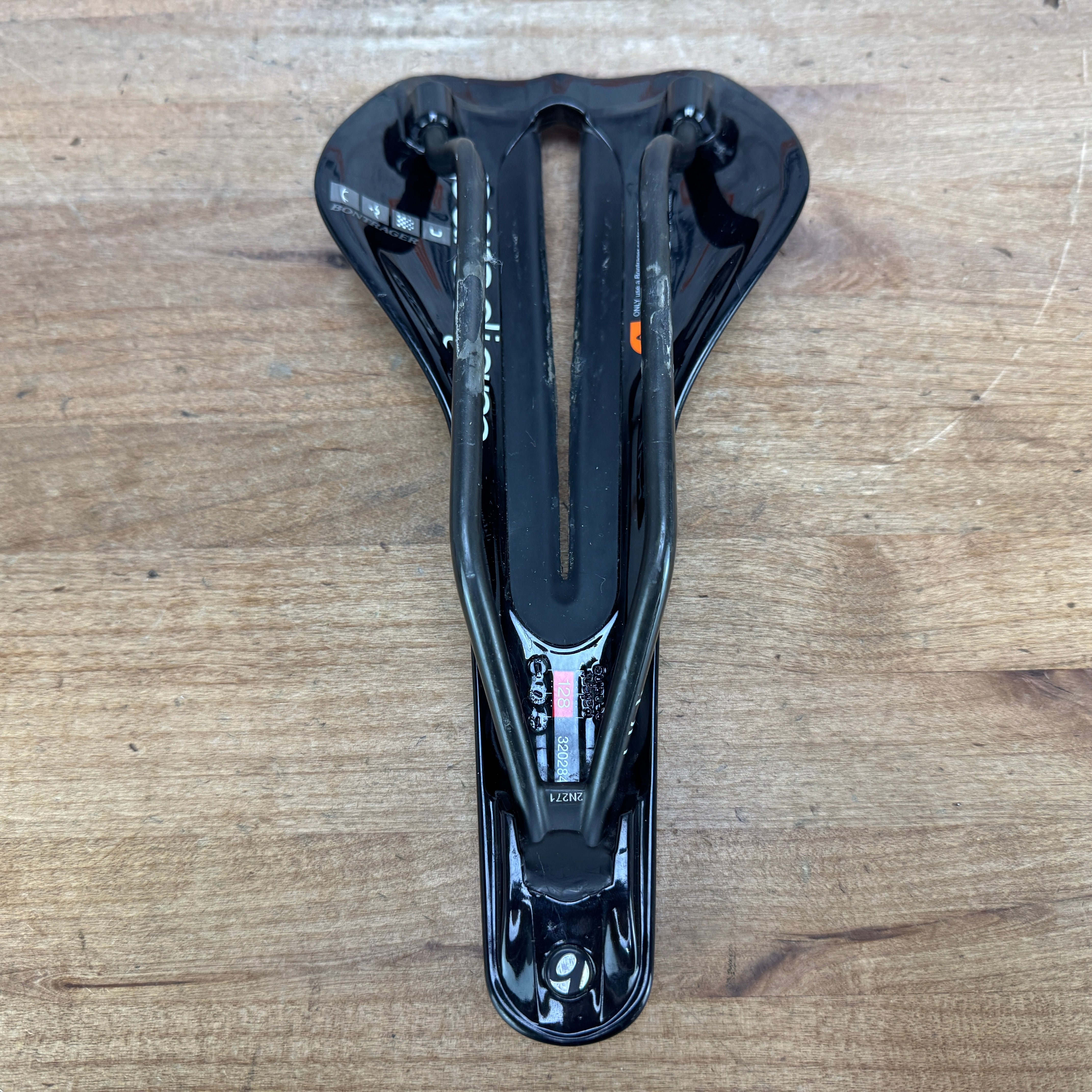 Bontrager Paradigm XXX 128mm 7x10mm Carbon Rails Bike Saddle 146g