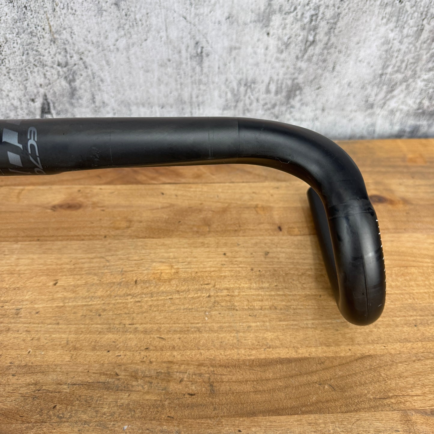 Easton EC70 AX Carbon 42/49cm 31.8mm Flared Gravel Bike Handlebar 220g