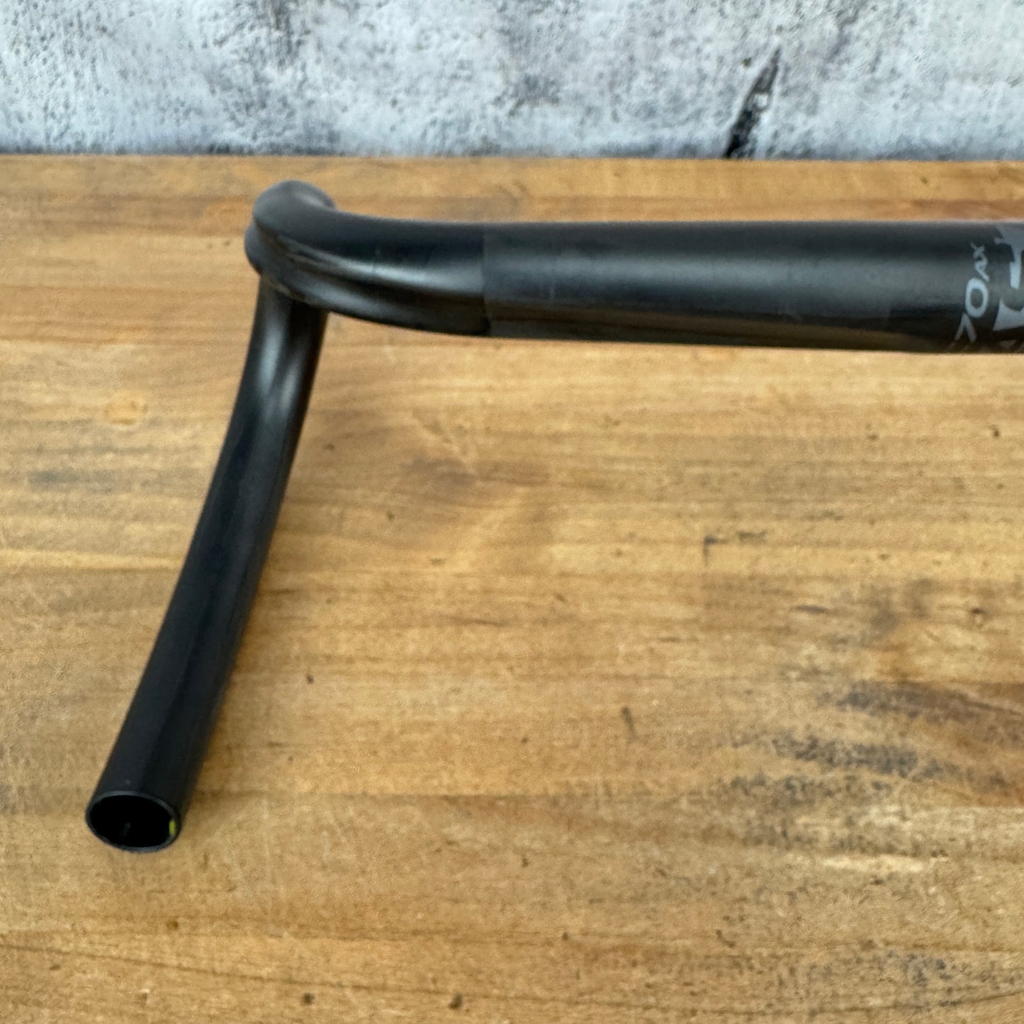Easton EC70 AX Carbon 42/49cm 31.8mm Flared Gravel Bike Handlebar 220g