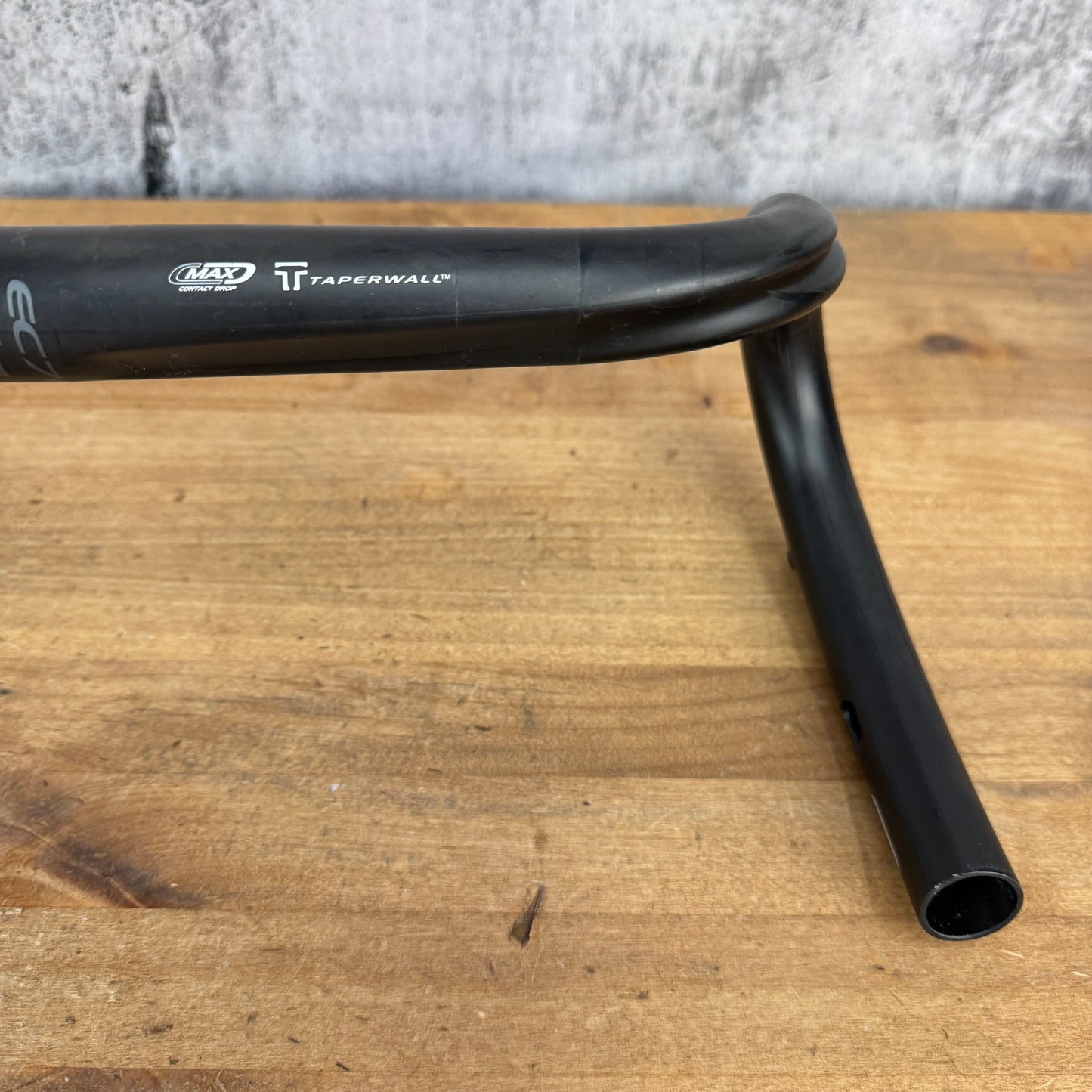 Easton EC70 AX Carbon 42/49cm 31.8mm Flared Gravel Bike Handlebar 220g