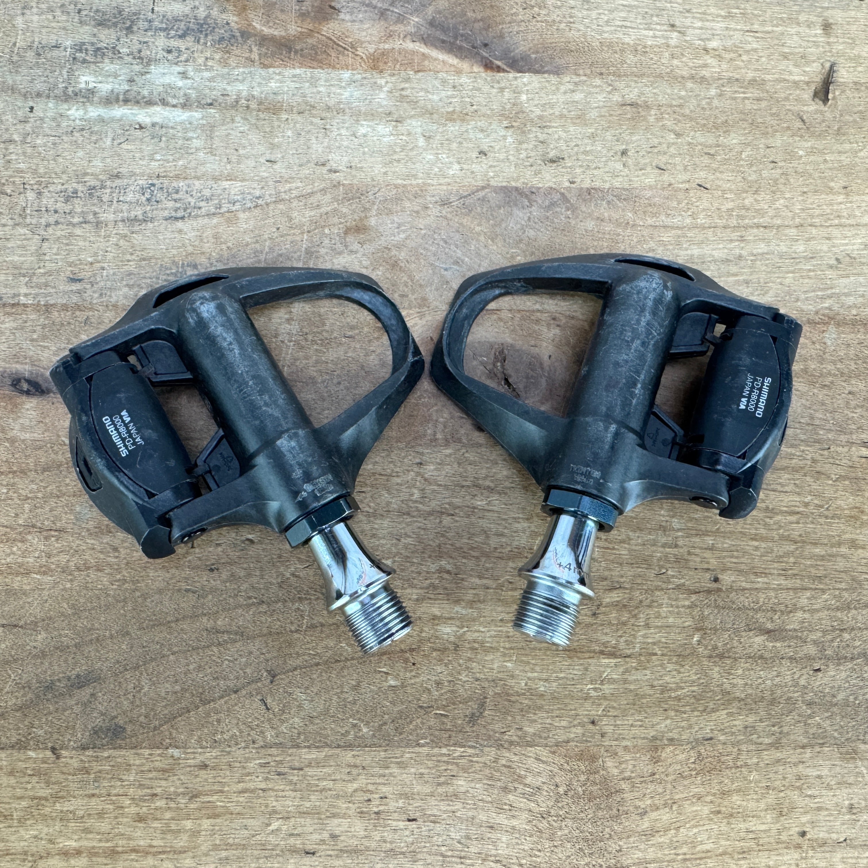 Shimano Ultegra PD-R8000 Carbon Road Stainless Steel Clipless