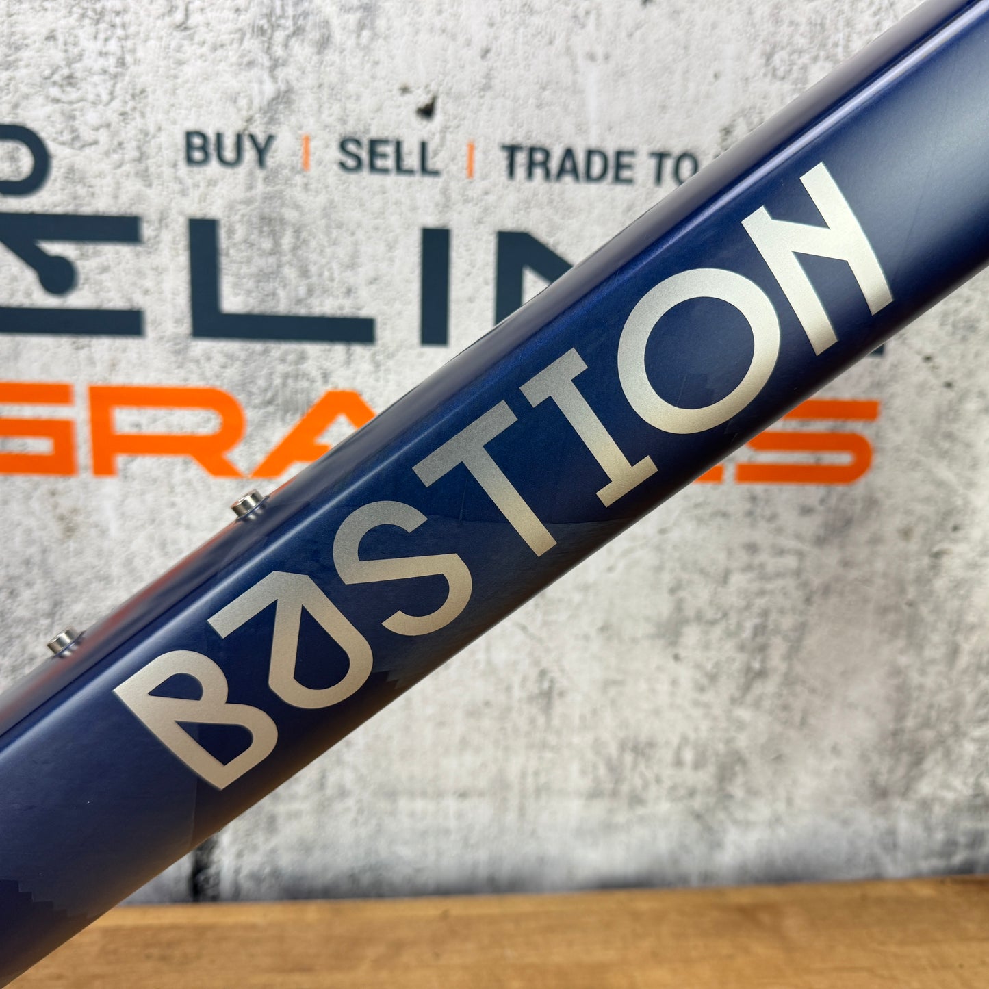 Low Mile! Bastion Archetype 54cm Carbon Titanium Disc Frameset 700c 3021g