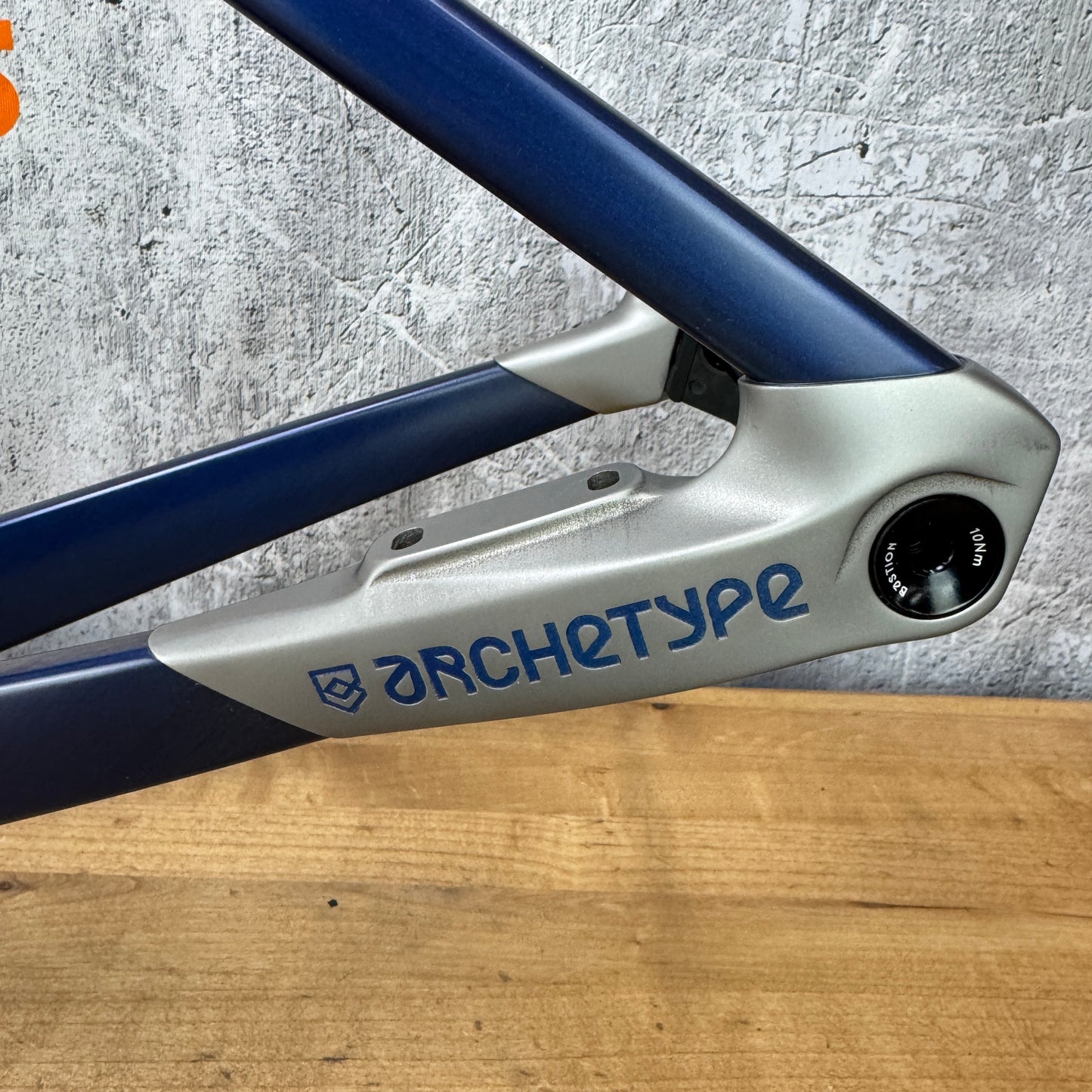 Low Mile! Bastion Archetype 54cm Carbon Titanium Disc Frameset 700c 3021g