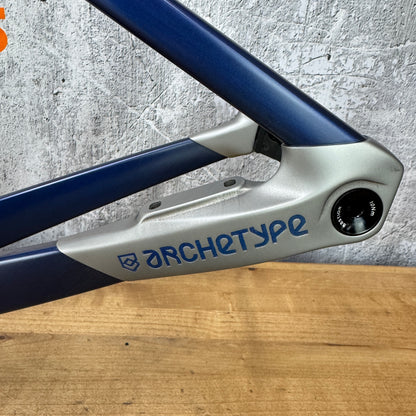 Low Mile! Bastion Archetype 54cm Carbon Titanium Disc Frameset 700c 3021g