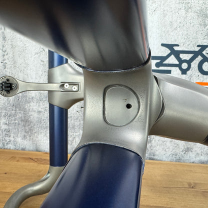 Low Mile! Bastion Archetype 54cm Carbon Titanium Disc Frameset 700c 3021g