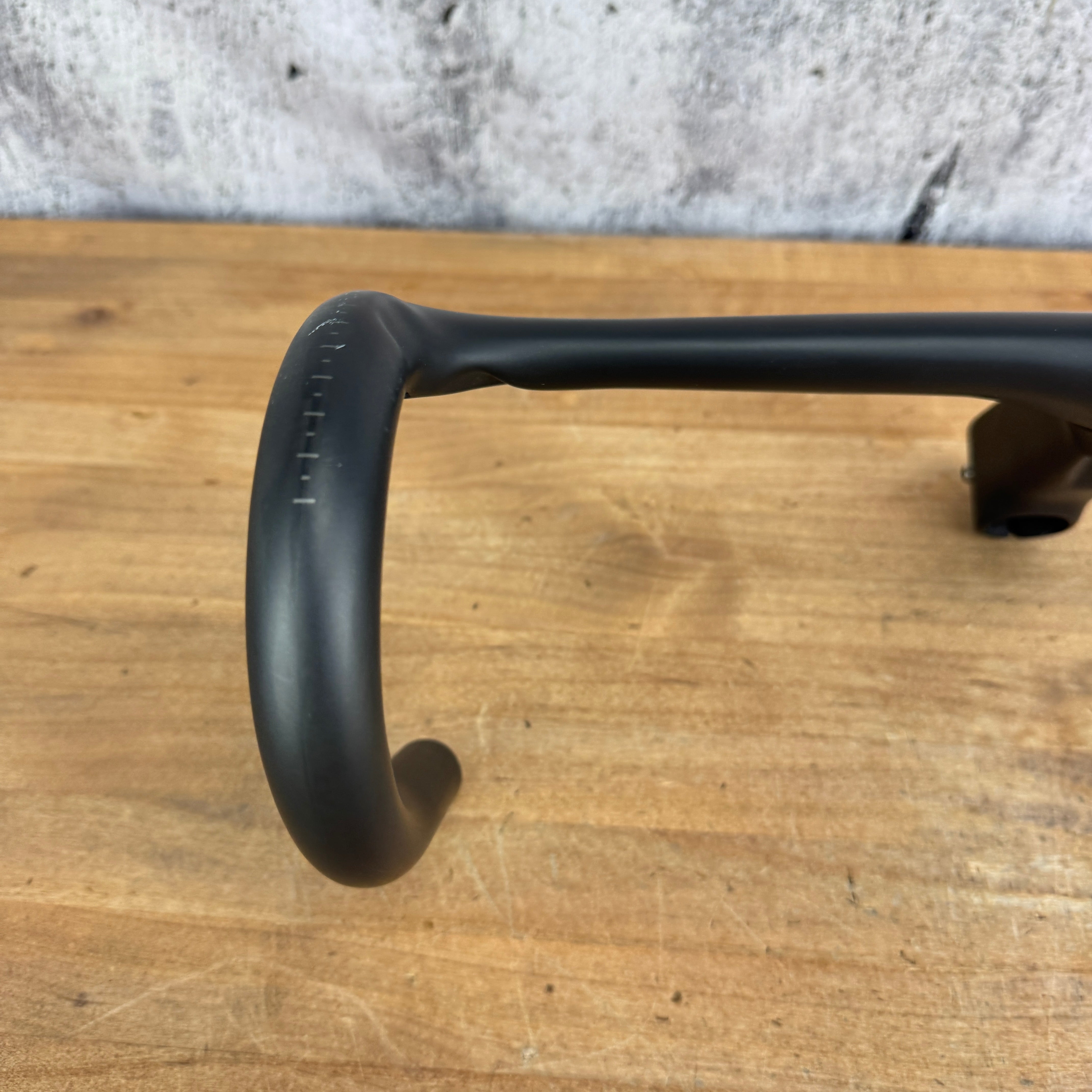 パーツ Aeolus RSL Integrated Handlebar VR-C Bontrager Aeolus RSL VR-C Handlebar/Stem - Trek Bikes (AU)