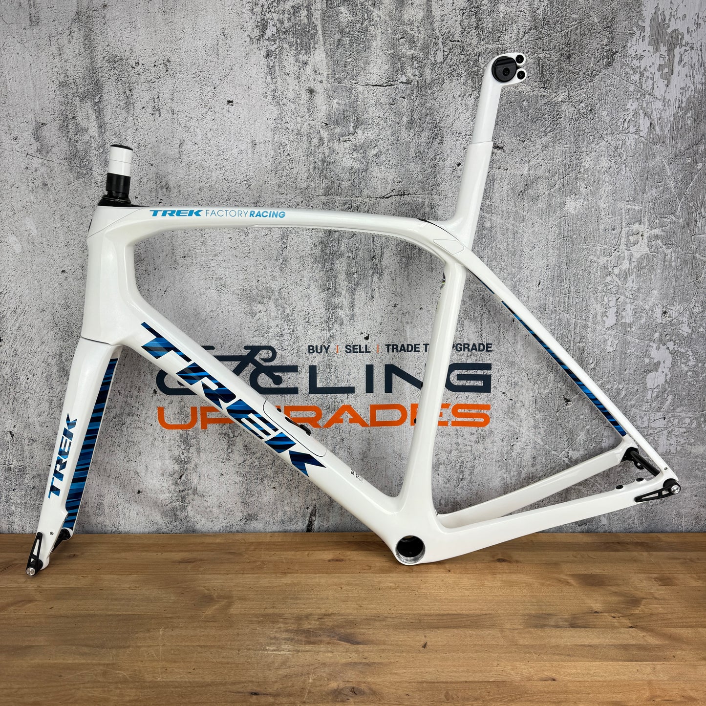 Mint! 2021 Trek Domane SLR Gen 3 60cm Carbon Disc Frameset 700c 2474g