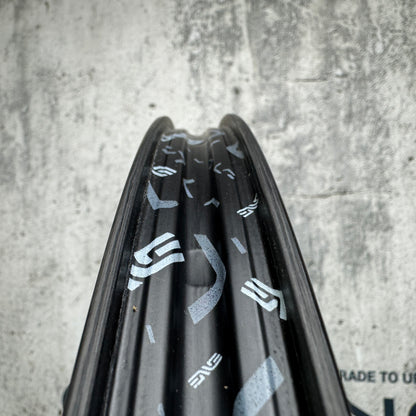 Mint! 2025 Enve SES 4.5 Innerdrive Carbon Tubeless Hookless Disc Wheelset 1504g