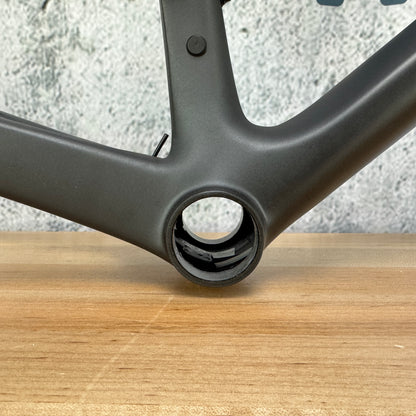 Mint! 2021 Giant TCR Advanced Medium Carbon Disc Frameset 700c 1888g