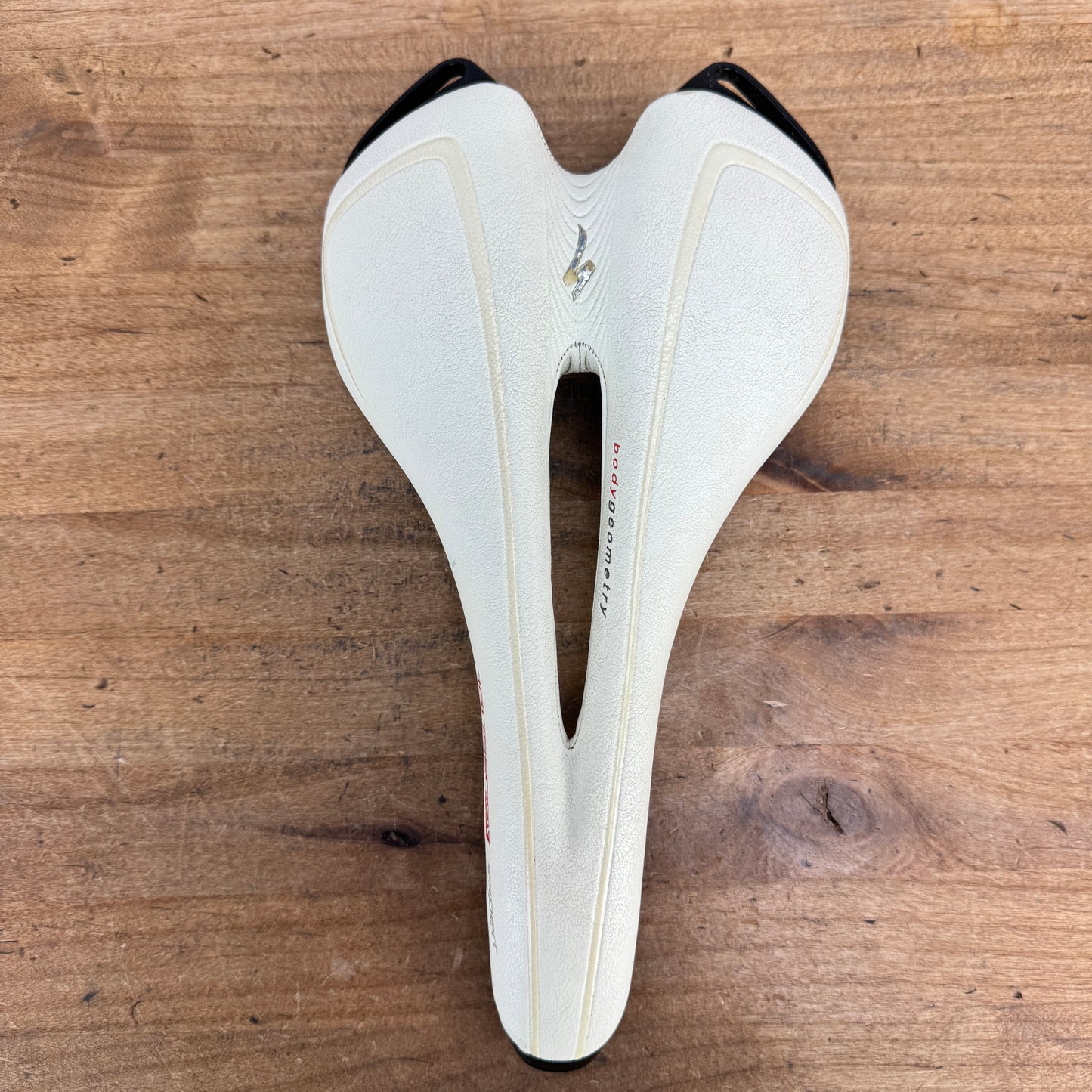 Specialized Toupe RBX Expert 7x7mm Titanium Rails 143mm White Saddle 212g