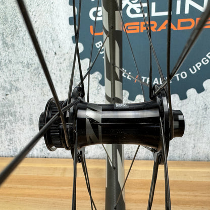 New Takeoff! Zipp 303 S XPLR Carbon Tubeless Disc Gravel Wheelset 700c 1626g