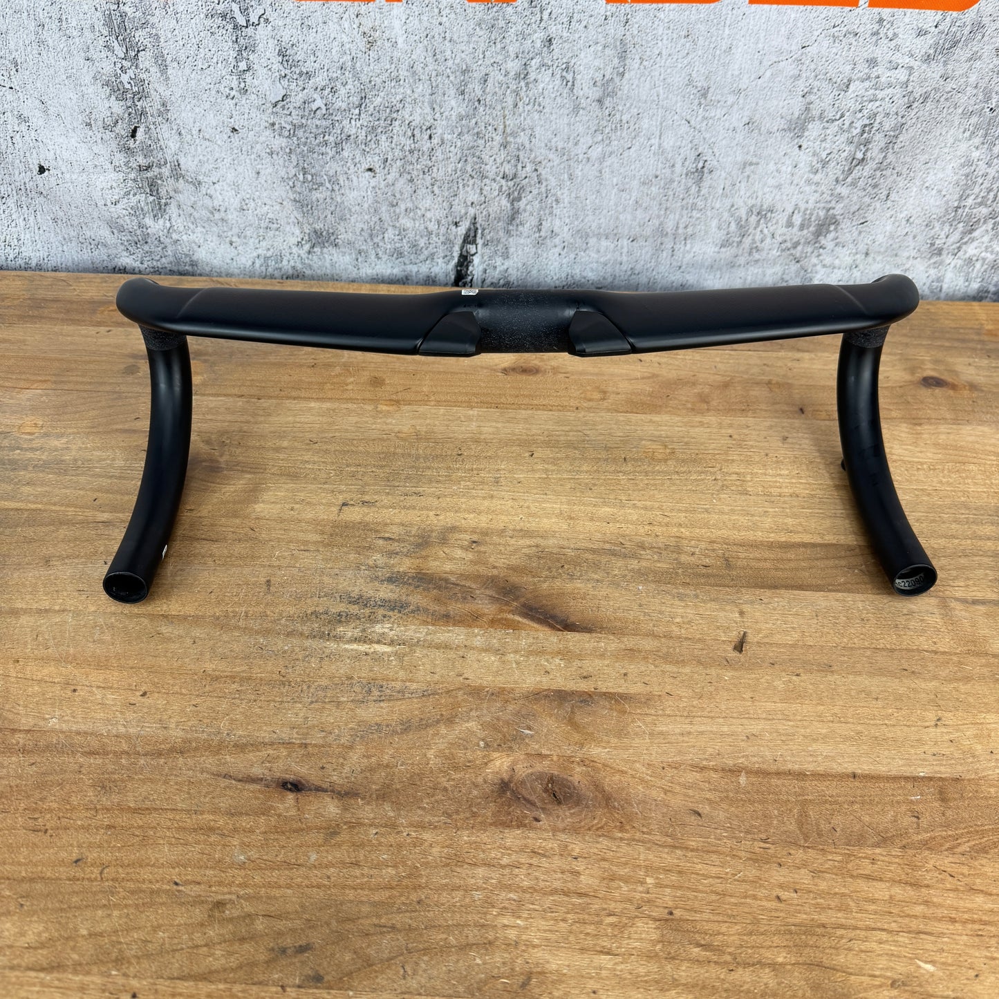 New Takeoff! Roval Rapide Carbon 42cm Aero 31.8mm Bike Handlebar MSRP $325