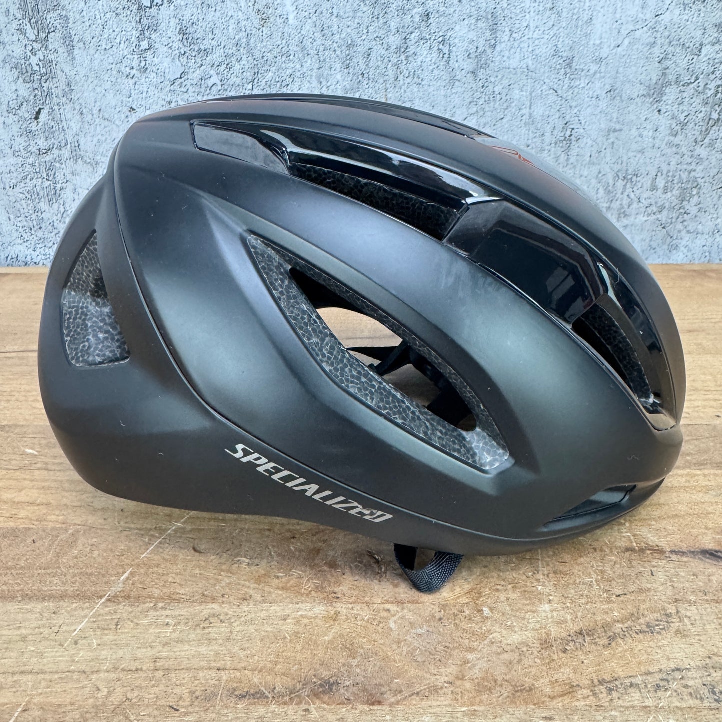 Light Use! Specialized Search Medium 55-59cm Black Cycling Helmet