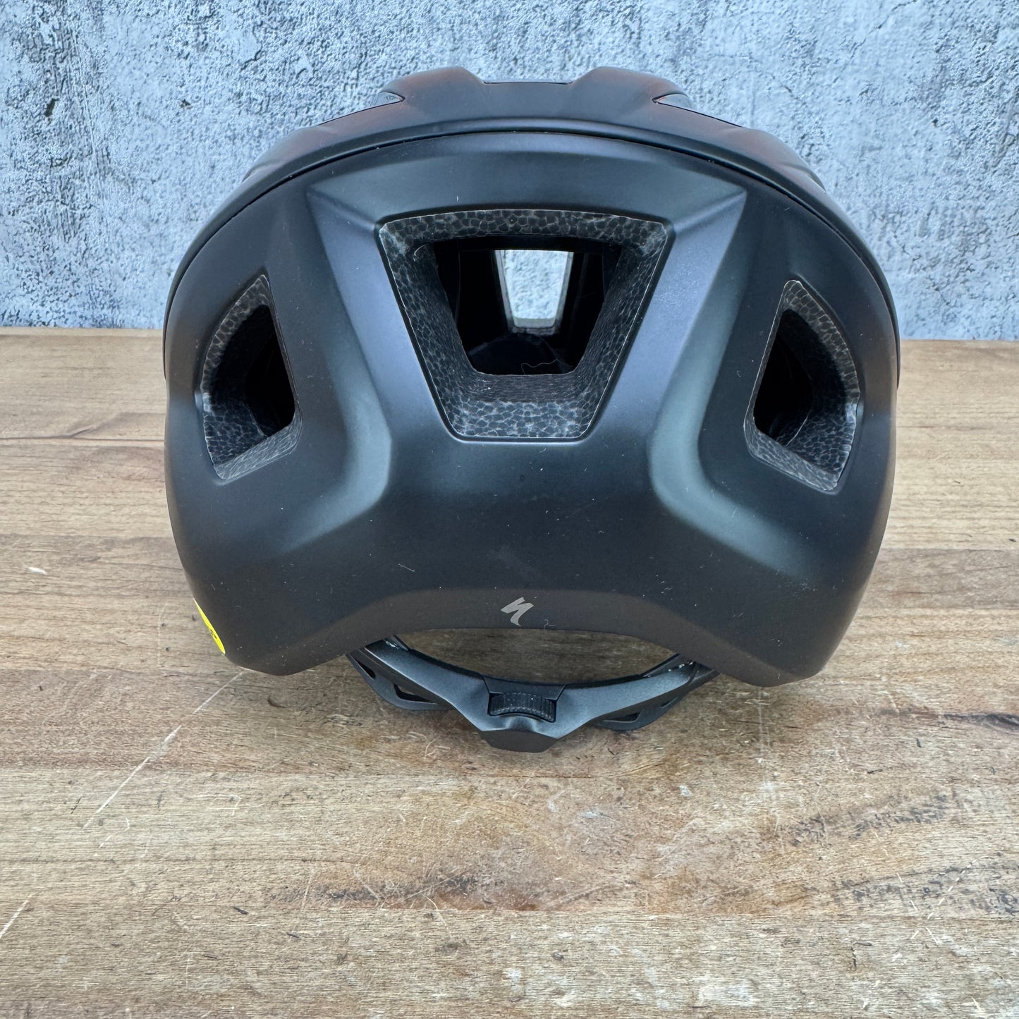 Light Use! Specialized Search Medium 55-59cm Black Cycling Helmet
