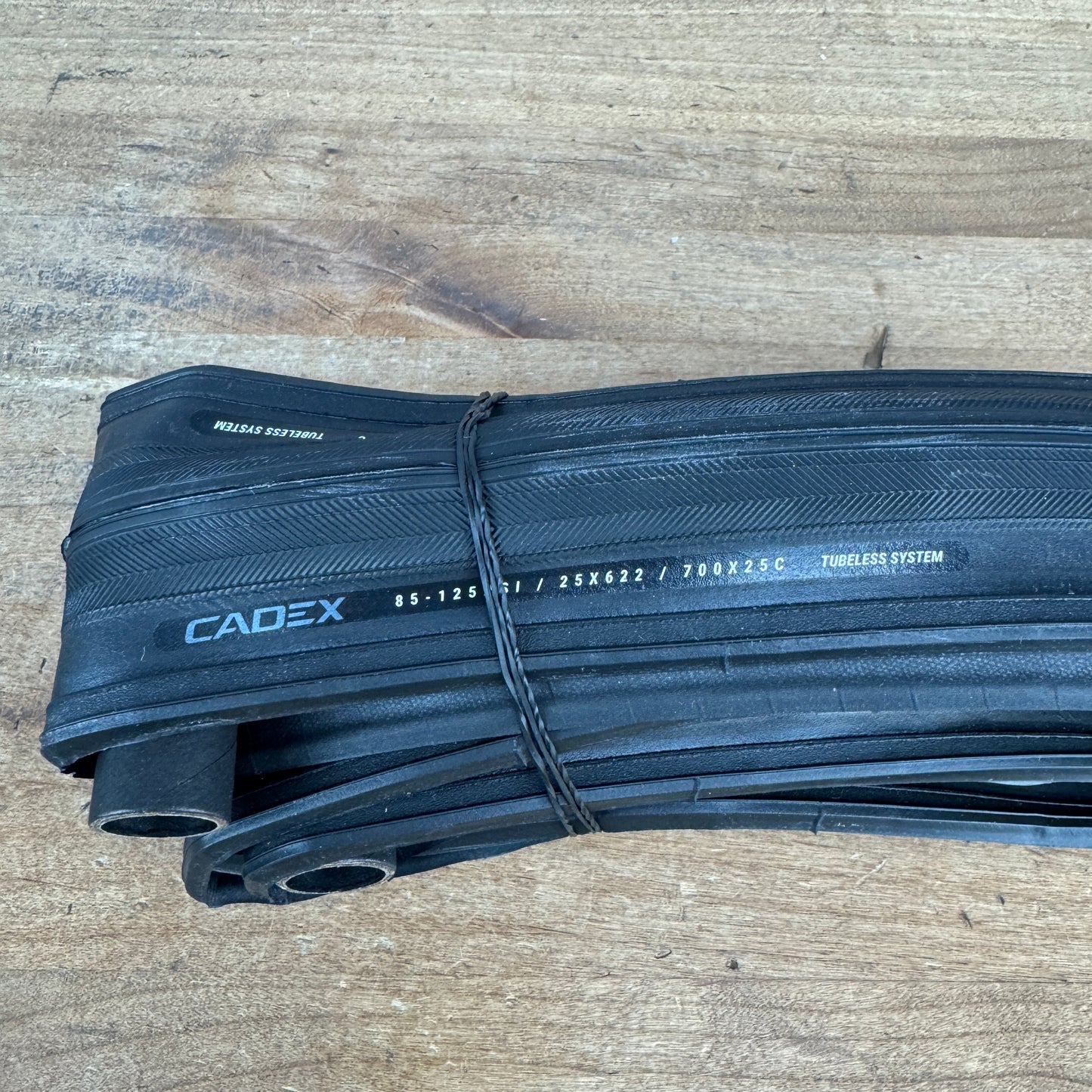 New! Single Cadex Race 25 700c x 25mm Tubeless Road Bike Tire MSRP $105