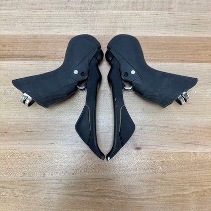Shimano GRX ST-RX600 11-Speed Mechanical Hydraulic Shifters + Calipers