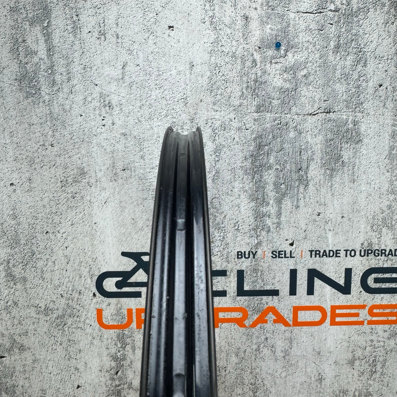 Ridden Once! Shimano GRX WH-RX880 700c Carbon Tubeless Bike Wheelset 1421g