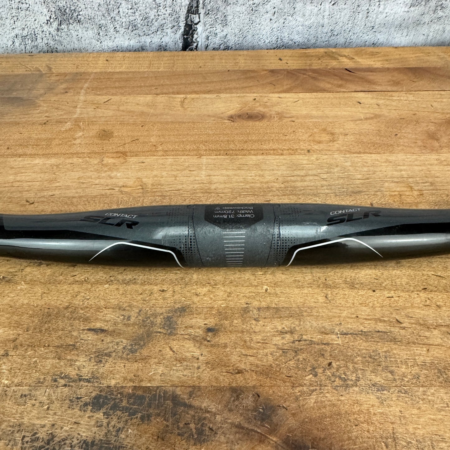 Giant Contact SLR Trail Carbon 31.8mm x 690mm 9 Degree Flat Handlebar 173g