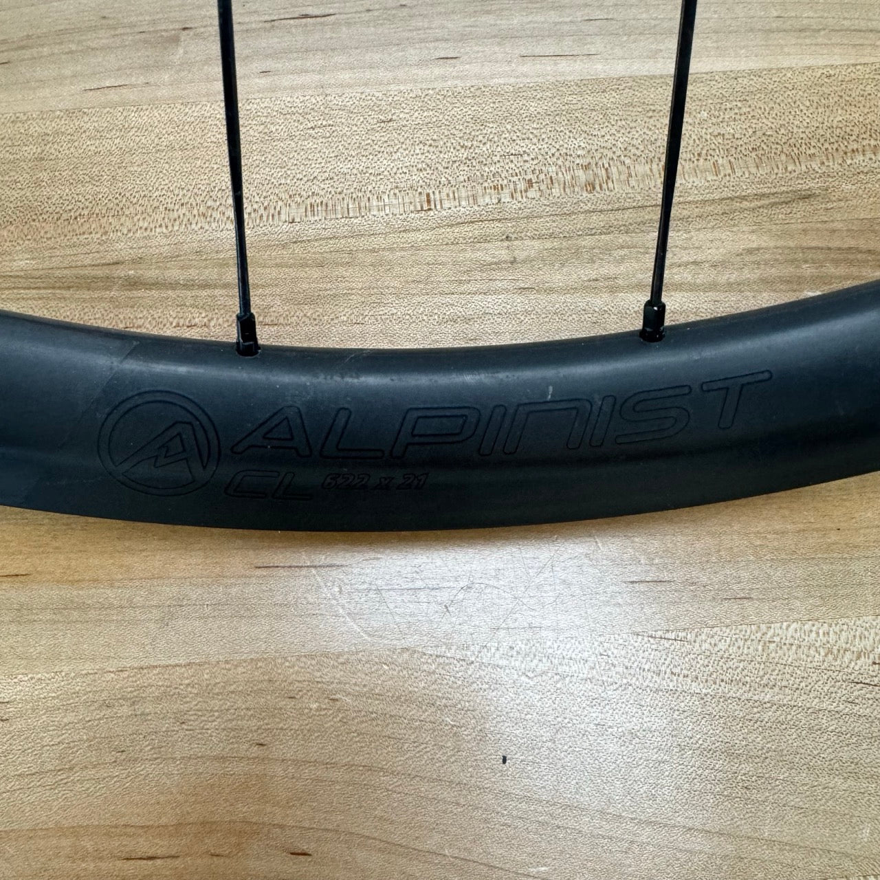 Light Use! Roval Alpinist CL Carbon Clincher Bike Wheelset 700c 1324g