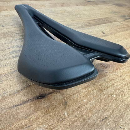 Giant Approach 145mm 7x7mm Alloy Rails Black Bike Saddle w/Particle Flow 309g