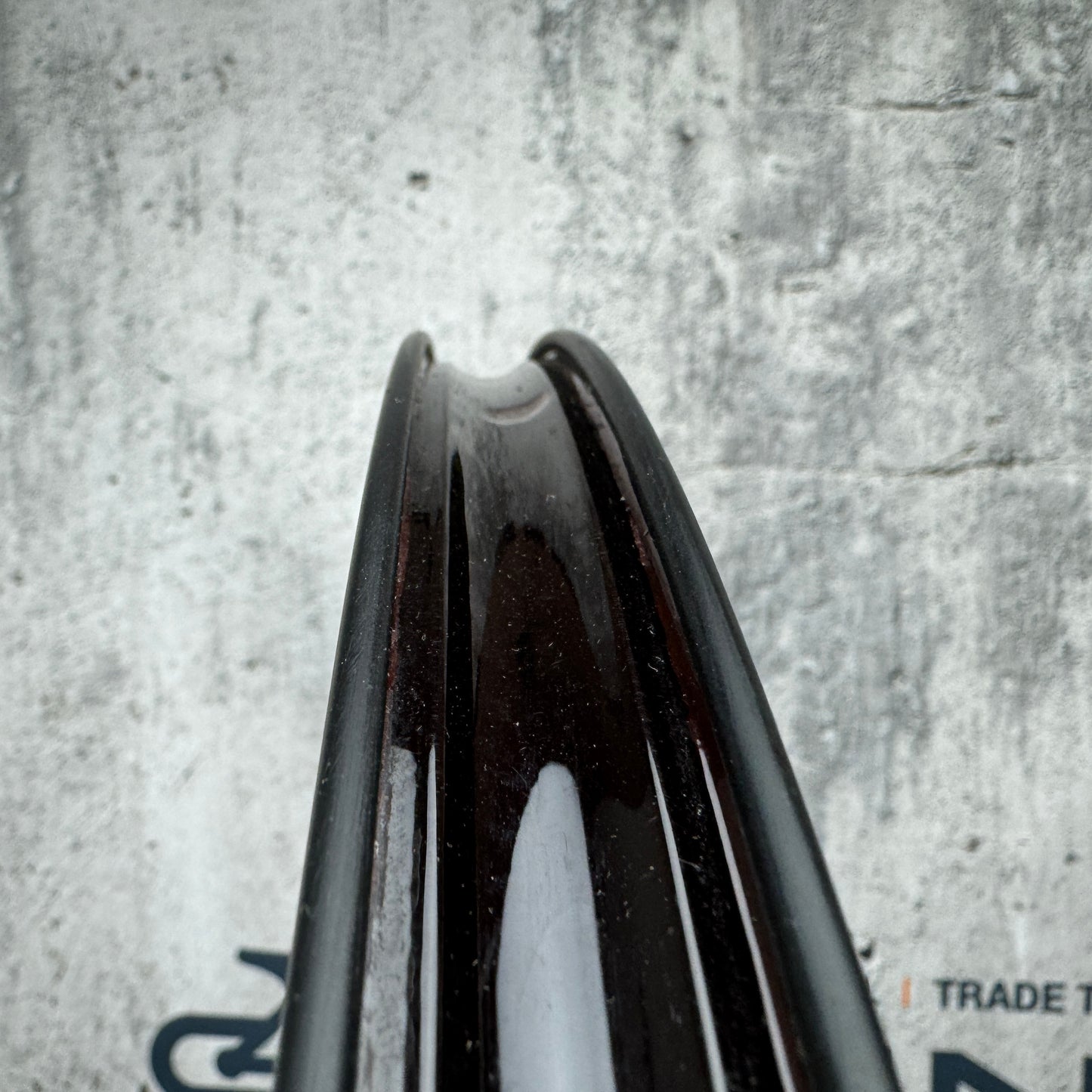 Light Use! Elite Drive 40V Carbon Tubeless Wheelset 700c Rim Brake Ceramic 1276g