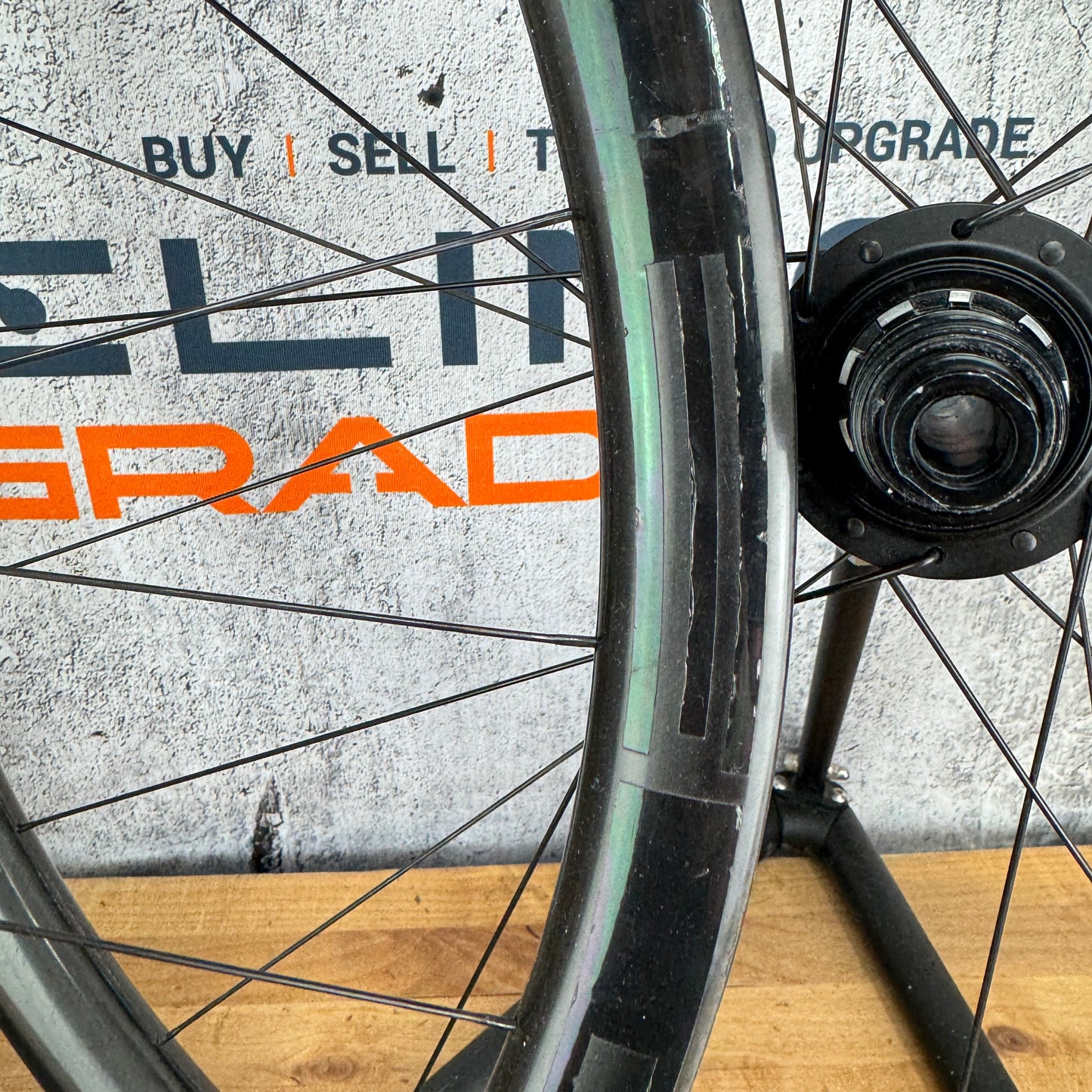 HED Emporia GC3 Pro Carbon Tubeless Disc Brake Wheelset 700c 1425g