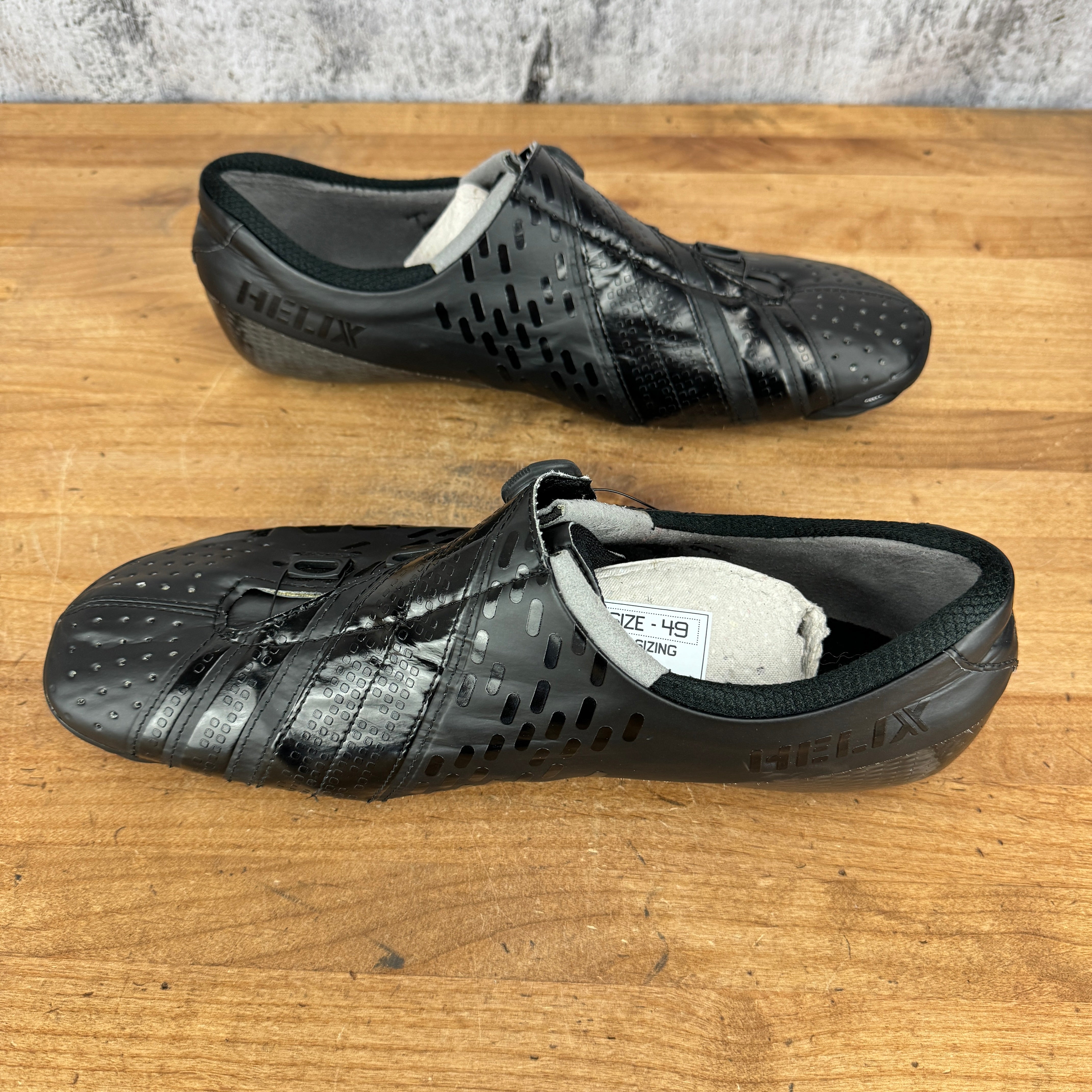 Ridden Once Bont Helix Carbon US 13 EU 49 Black 3 Bolt Men s Cycling CyclingUpgrades