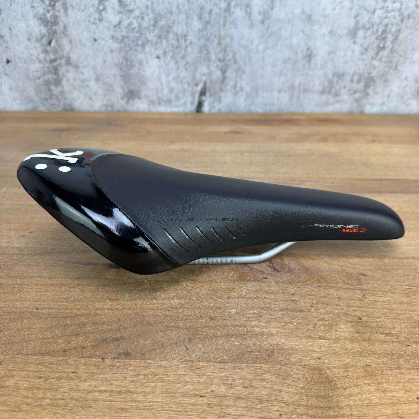 Fizik Arione Tri 2 132mm 7x7mm Manganese Rails Bike Saddle 264g