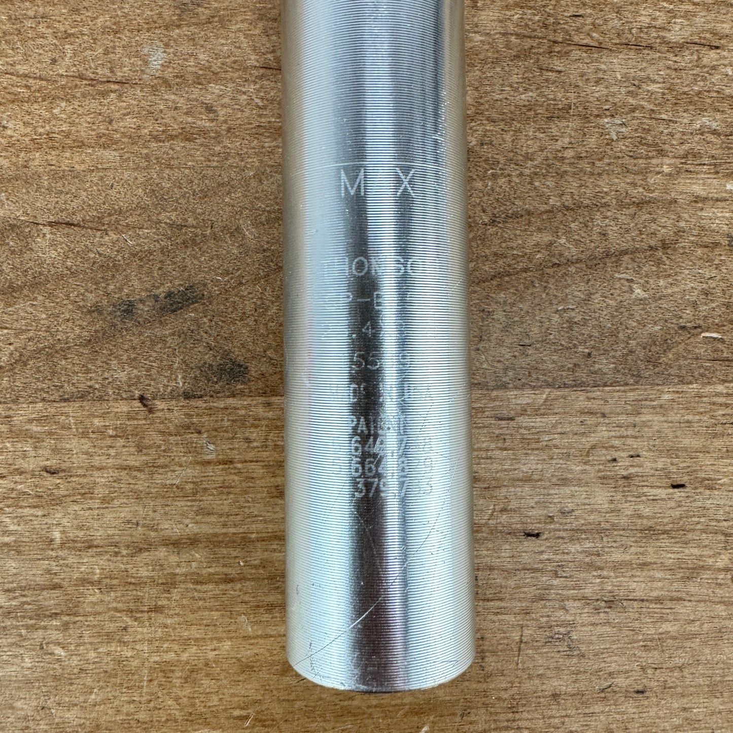 Thomson Elite Silver 25.4mm x 330mm Zero Setback Alloy Bike Seatpost 255g