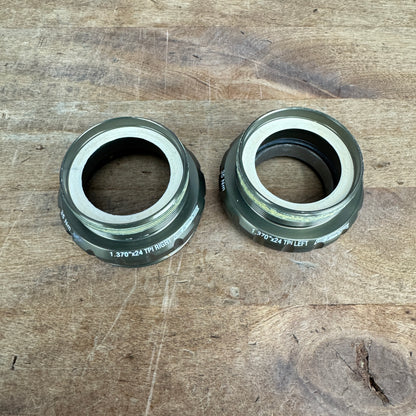 New! Campagnolo Power Torque BSA Outboard Cups Steel Bottom Bracket 74g MSRP $33