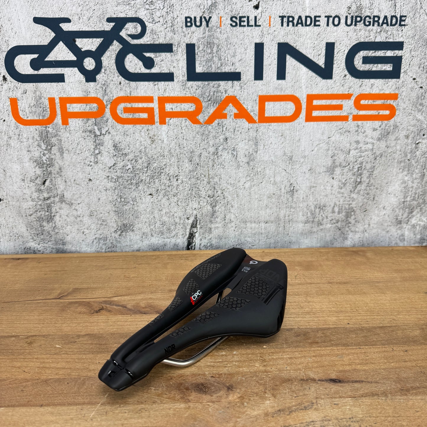 Low Mile! Prologo Dimension NDR 143mm Tirox Titanium Rails Bike Saddle 229g