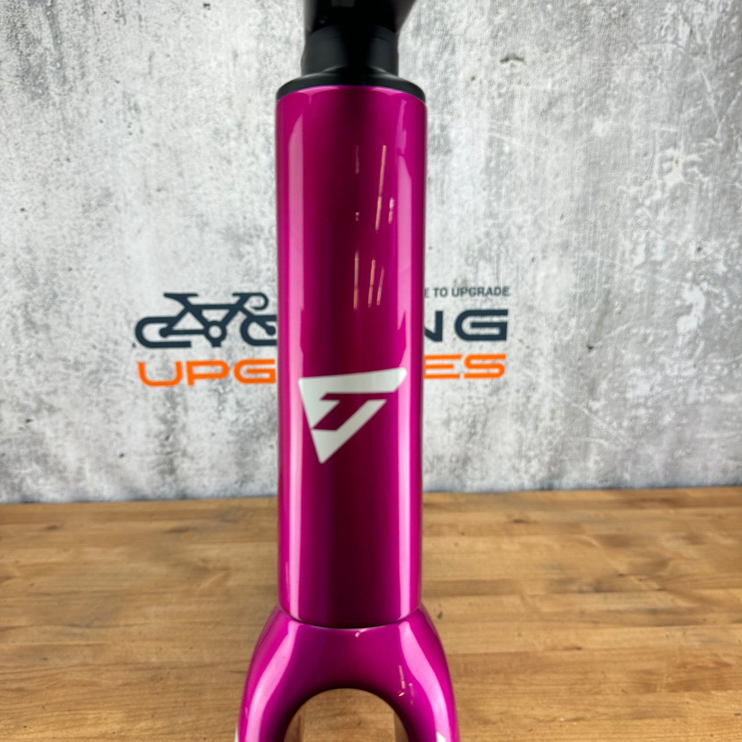 Mint! 2023 Time Alpe D'Huez 21 Large (57cm) Pink Disc Frameset Deda Alanera