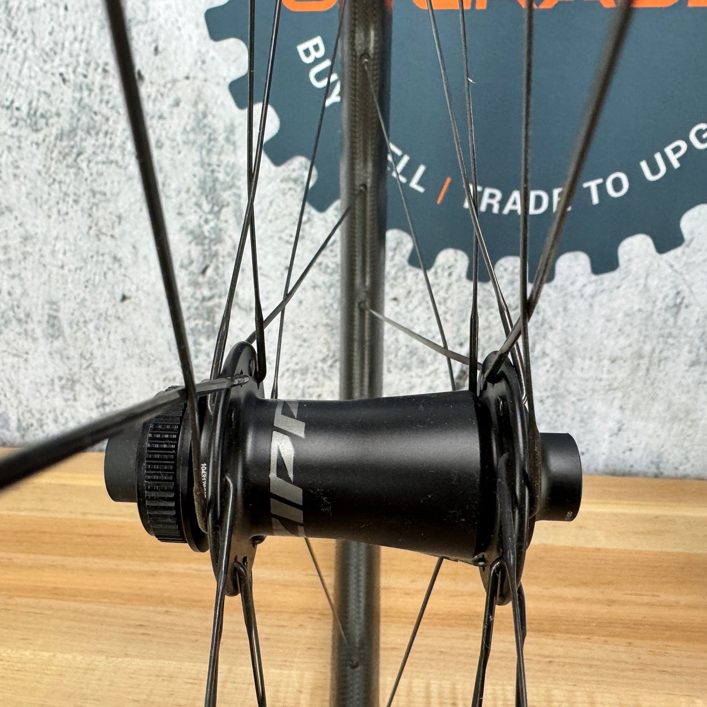 Mint! Zipp 353 NSW ZR1 Carbon Tubeless Hookless Disc Wheelset 700c 1366g