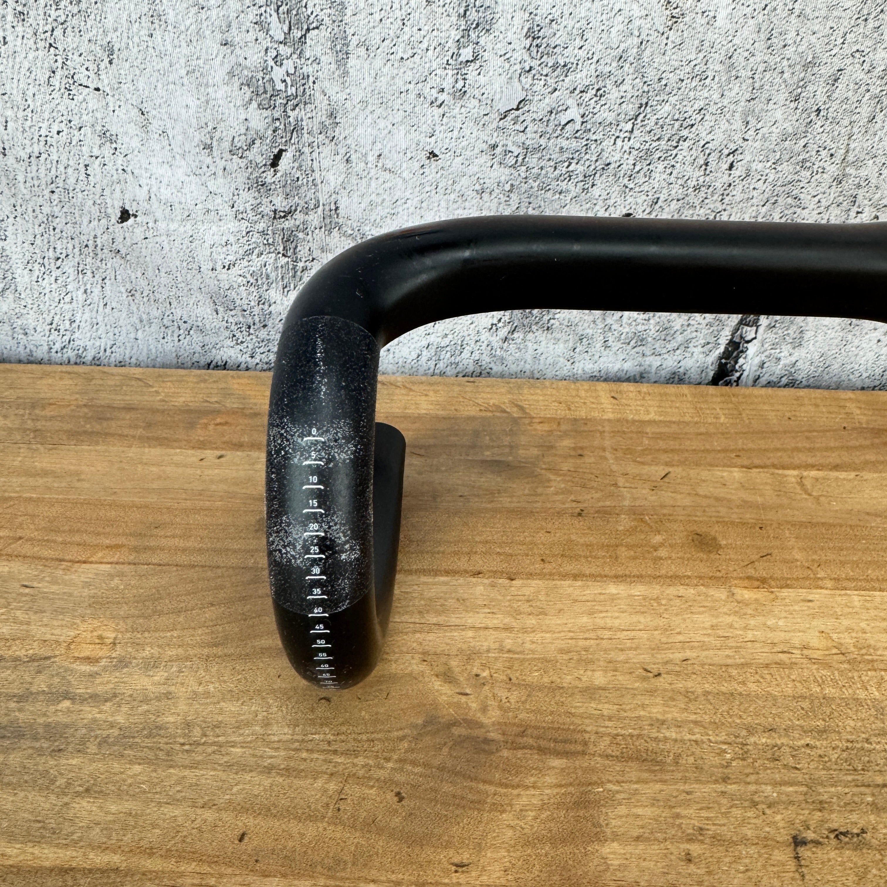 S-WORKS CARBON SHALLOW ROAD BAR　幅400 S-WORKS CARBON SHALLOW ROAD BAR 幅400 Specialized S-Works