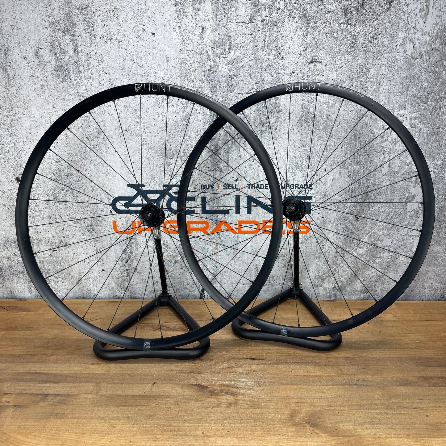 Hunt 4 Season Carbon Tubeless Disc Brake Gravel Alloy Wheelset 700c 1635g
