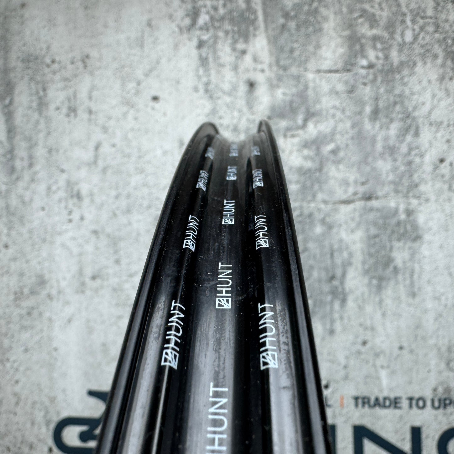 Hunt 4 Season Carbon Tubeless Disc Brake Gravel Alloy Wheelset 700c 1635g