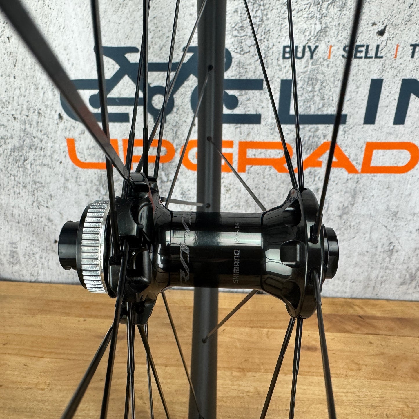 New! Shimano Dura-Ace C60 WH-R9270 Carbon Tubeless Disc Wheelset 700c 1618g