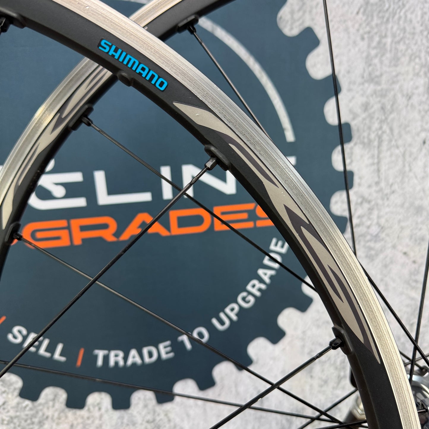 Shimano Ultegra WH-RS500 Alloy Clincher Wheelset 700c Rim Brake 1656g