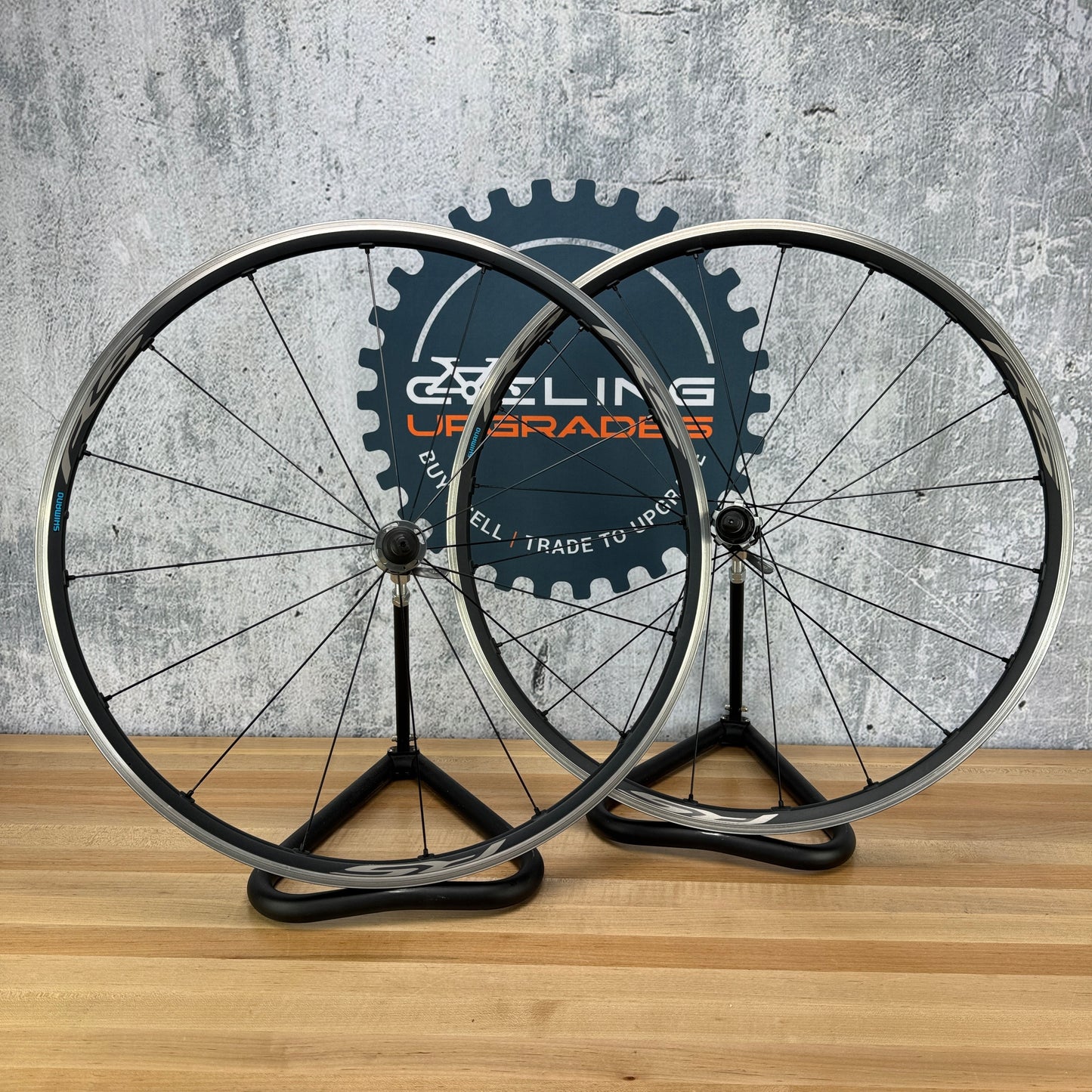 Shimano Ultegra WH-RS500 Alloy Clincher Wheelset 700c Rim Brake 1656g