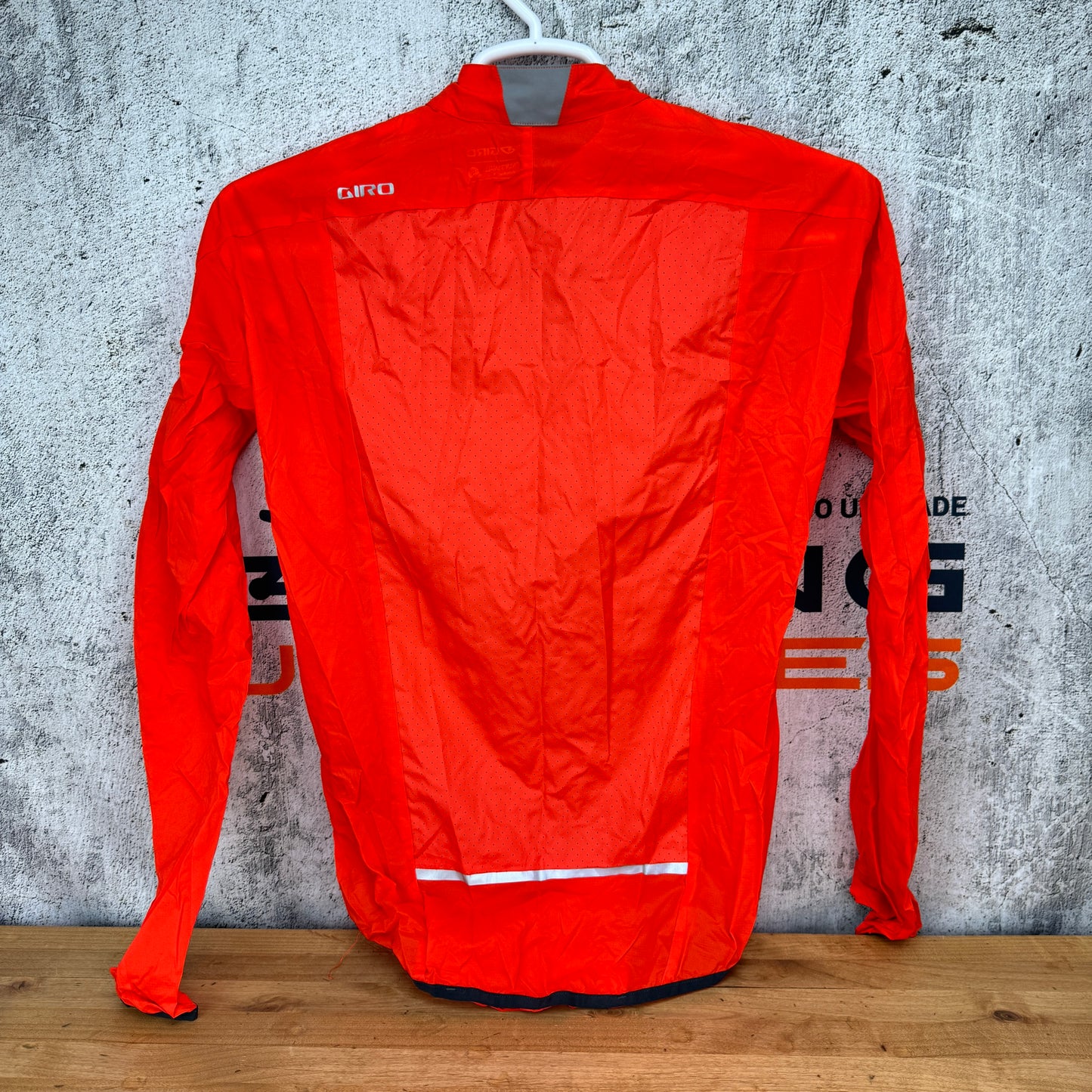 Giro Chrono Expert Men's Small Orange Wind Cycling Jacket