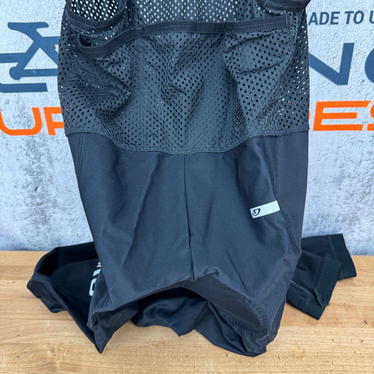Giro Chrono Expert Full Length Thermal Men's Medium Black Cycling Bibs
