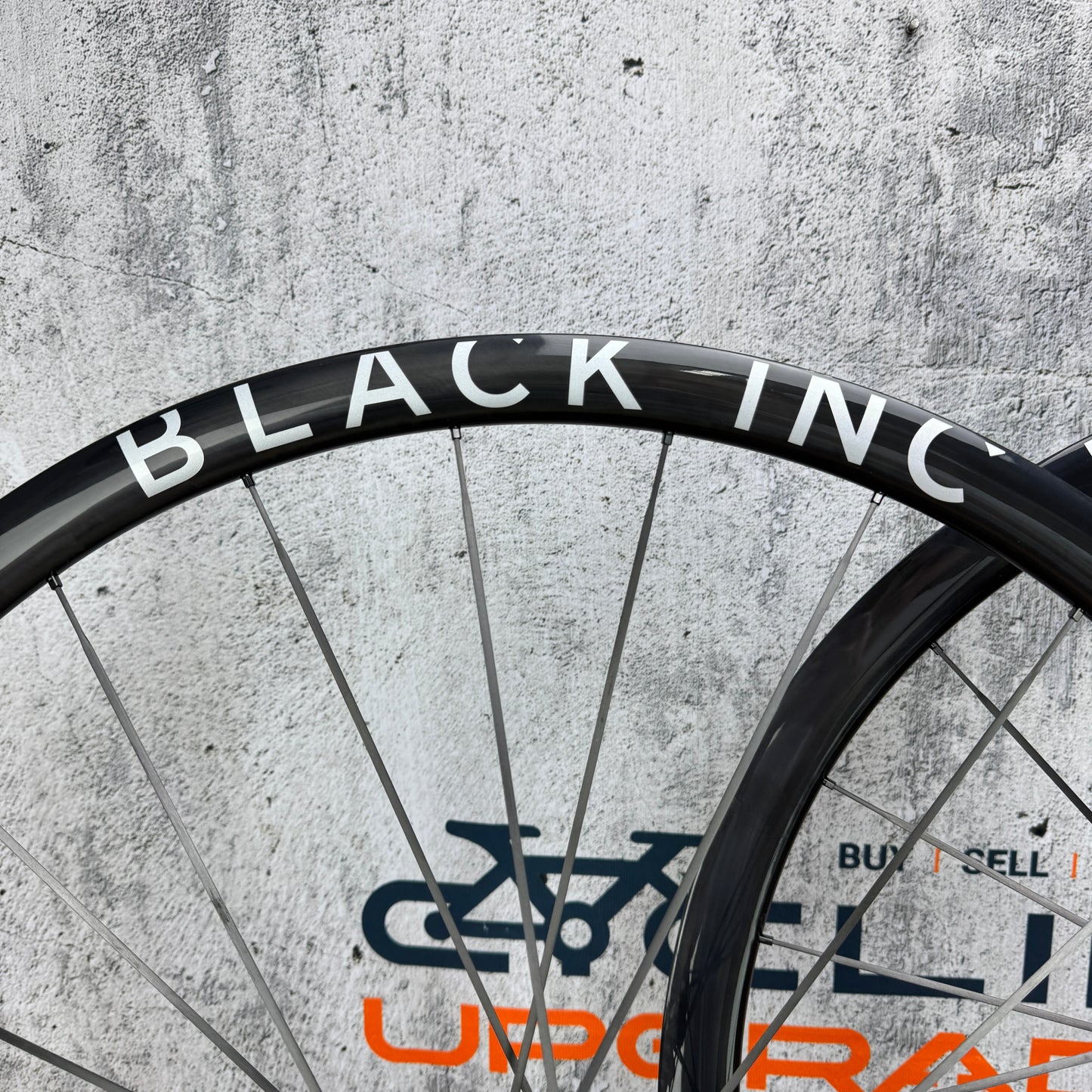 New! Black Inc 28 | 33 Carbon Tubeless Disc Wheelset 700c Ceramicspeed 1190g