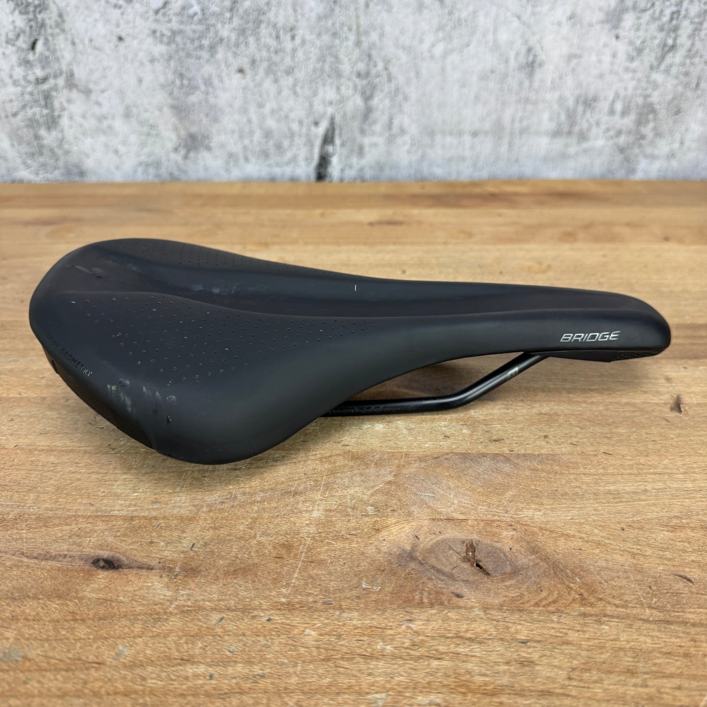 Ridden Once! Specialized Bridge Expert 143mm Hollow-Ti Rails Bike Saddle 262g