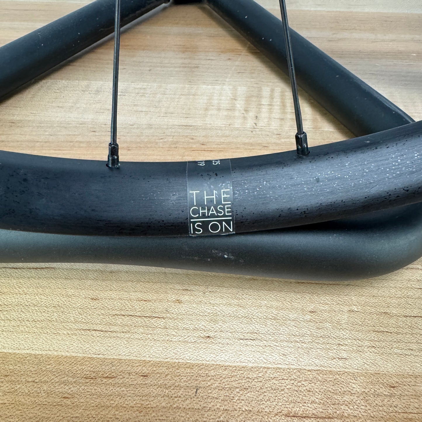 Hunt SuperDura Dynamo Alloy Tubeless Disc Brake Wheelset 700c 1925g