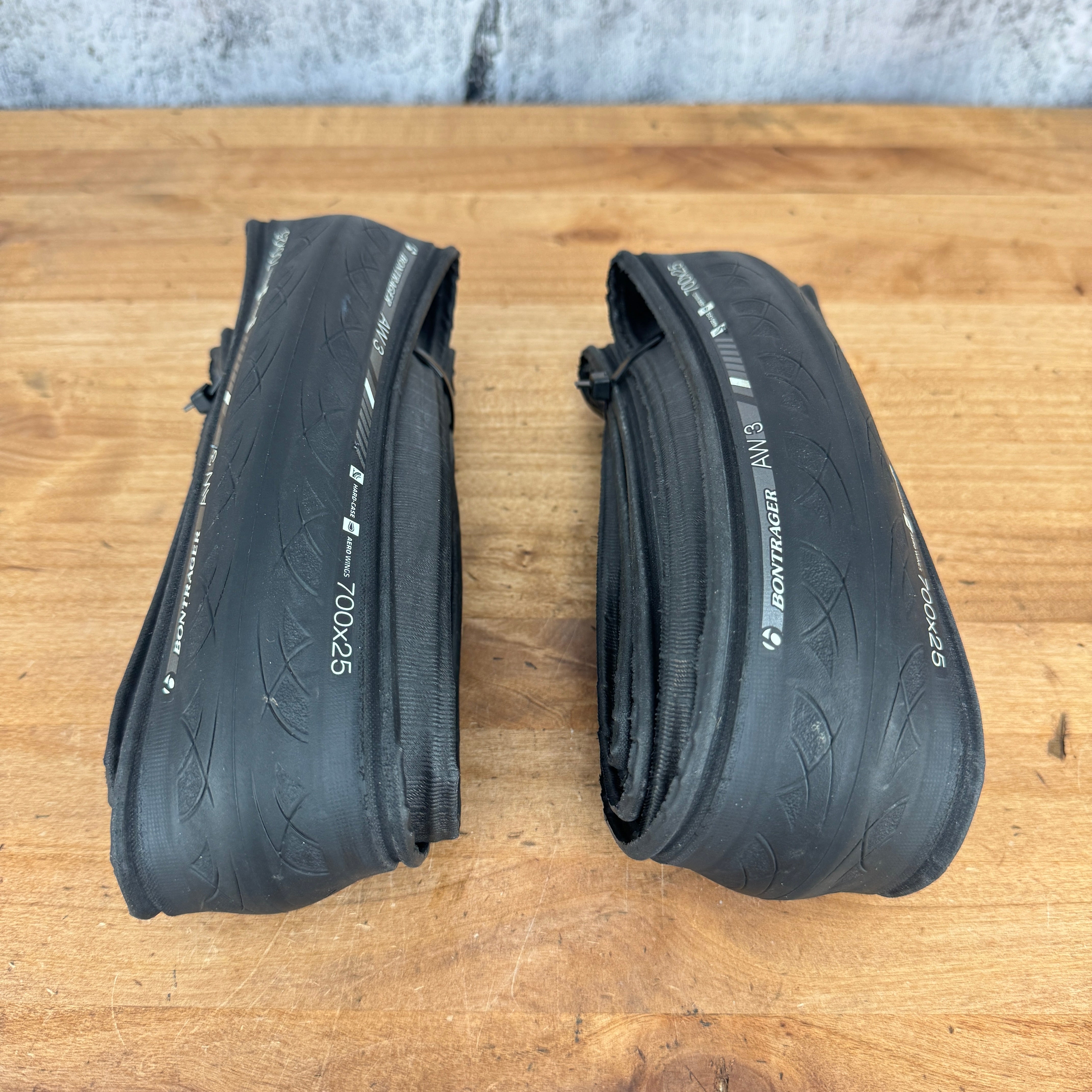 Bontrager 2025 aw3 700x25