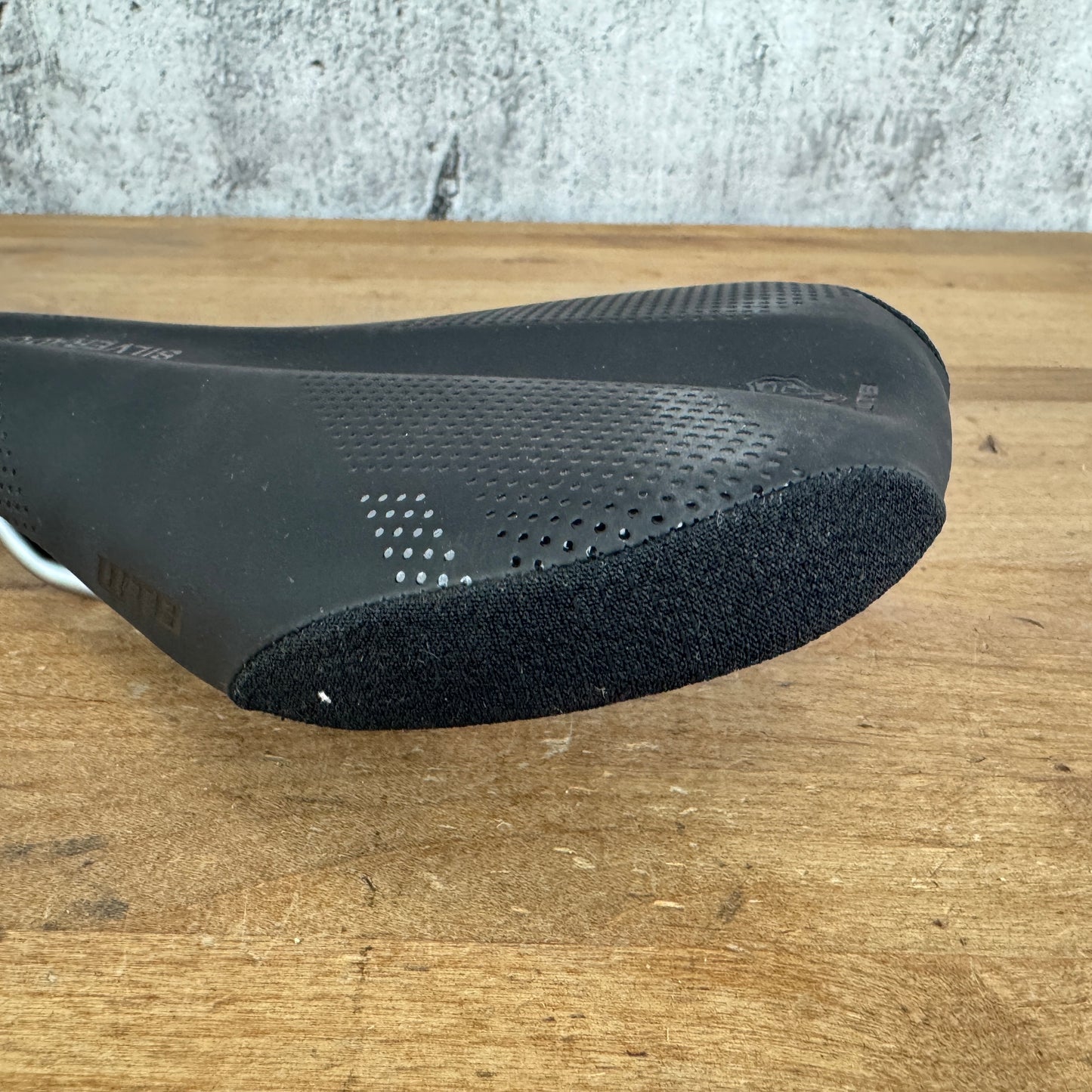 New Takeoff! WTB Silverado 7x7mm CrMo Rails 145mm Bike Saddle 274g MSRP $96