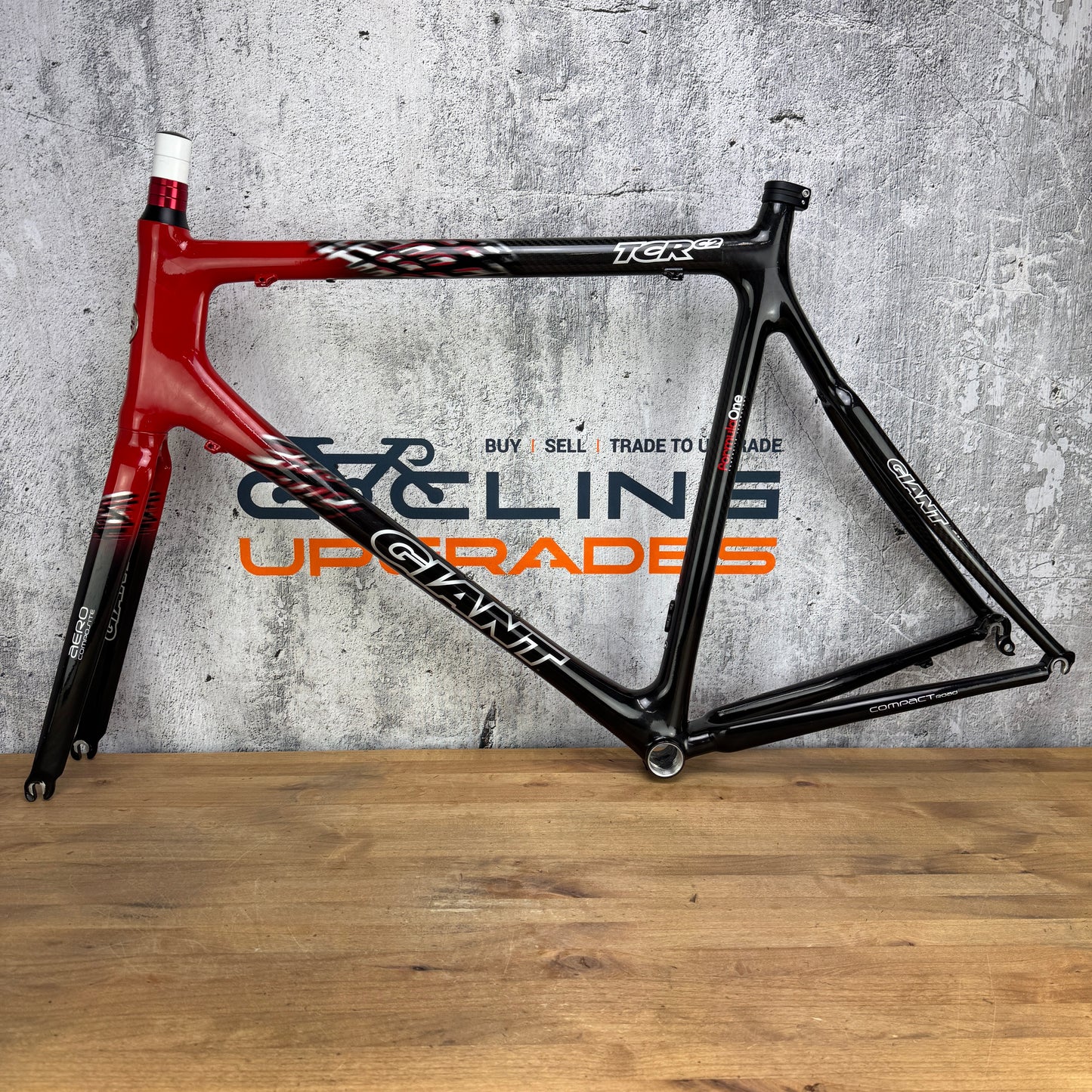 Giant 2006 TCR C2 58cm Black/Red Rim Brake QR Carbon Bike Frameset 2046g