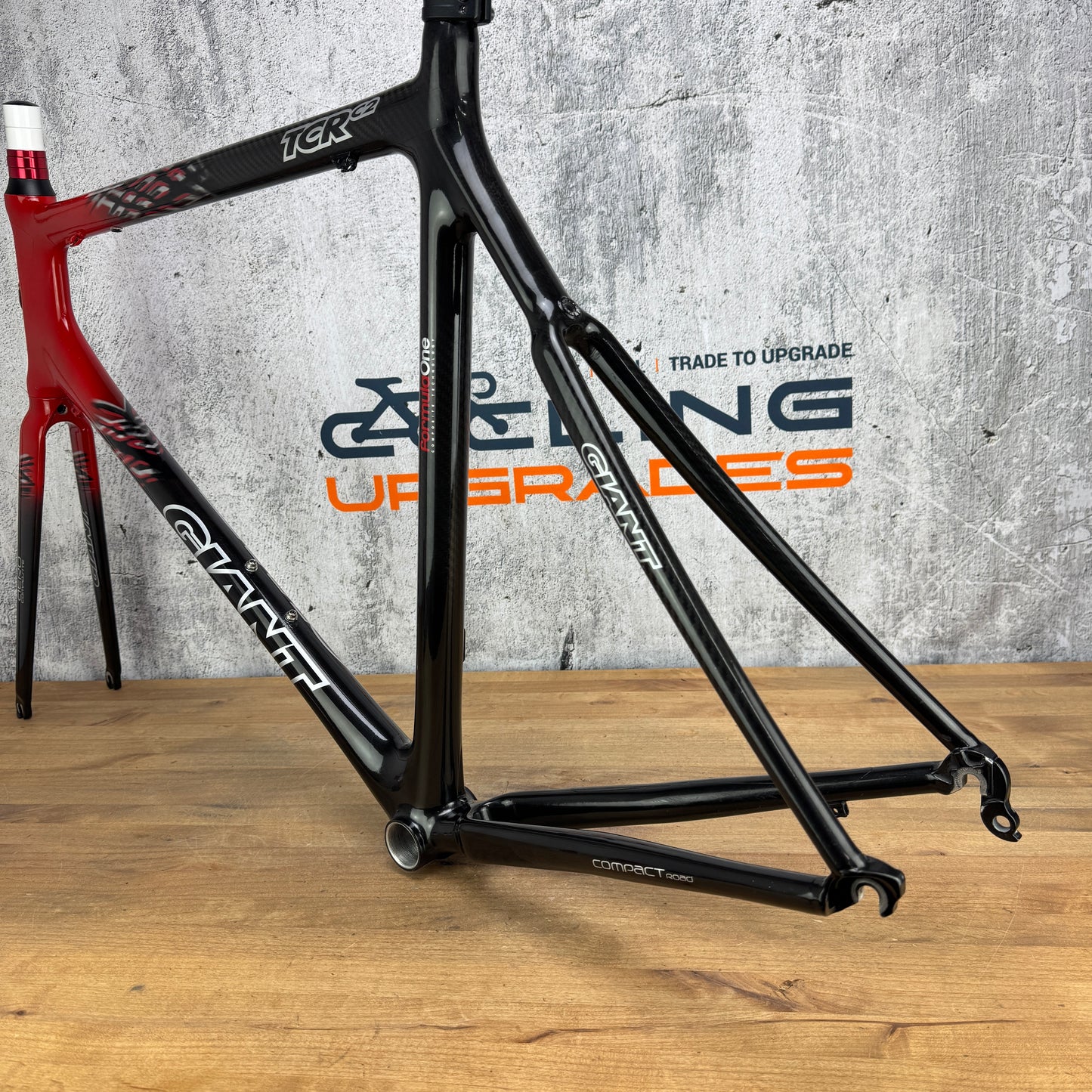 Giant 2006 TCR C2 58cm Black/Red Rim Brake QR Carbon Bike Frameset 2046g