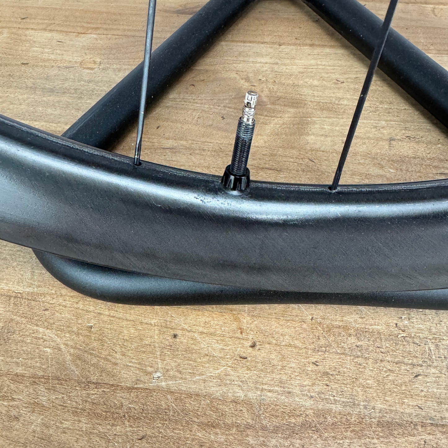 Enve SES 3.4 Carbon Tubeless Hookless Disc Brake Wheelset 700c 1449g